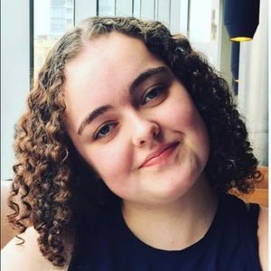 Meet your Posher, Kira